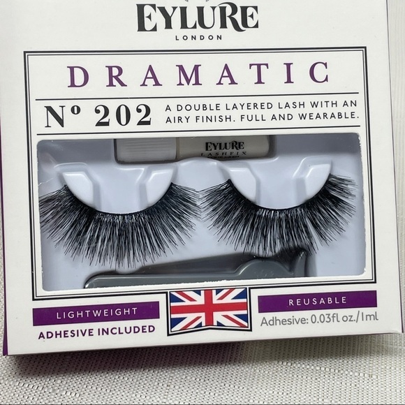 🌺 Eylure London 202 Dramatic Full & Bold Lashes 2 Pack - Picture 3 of 5